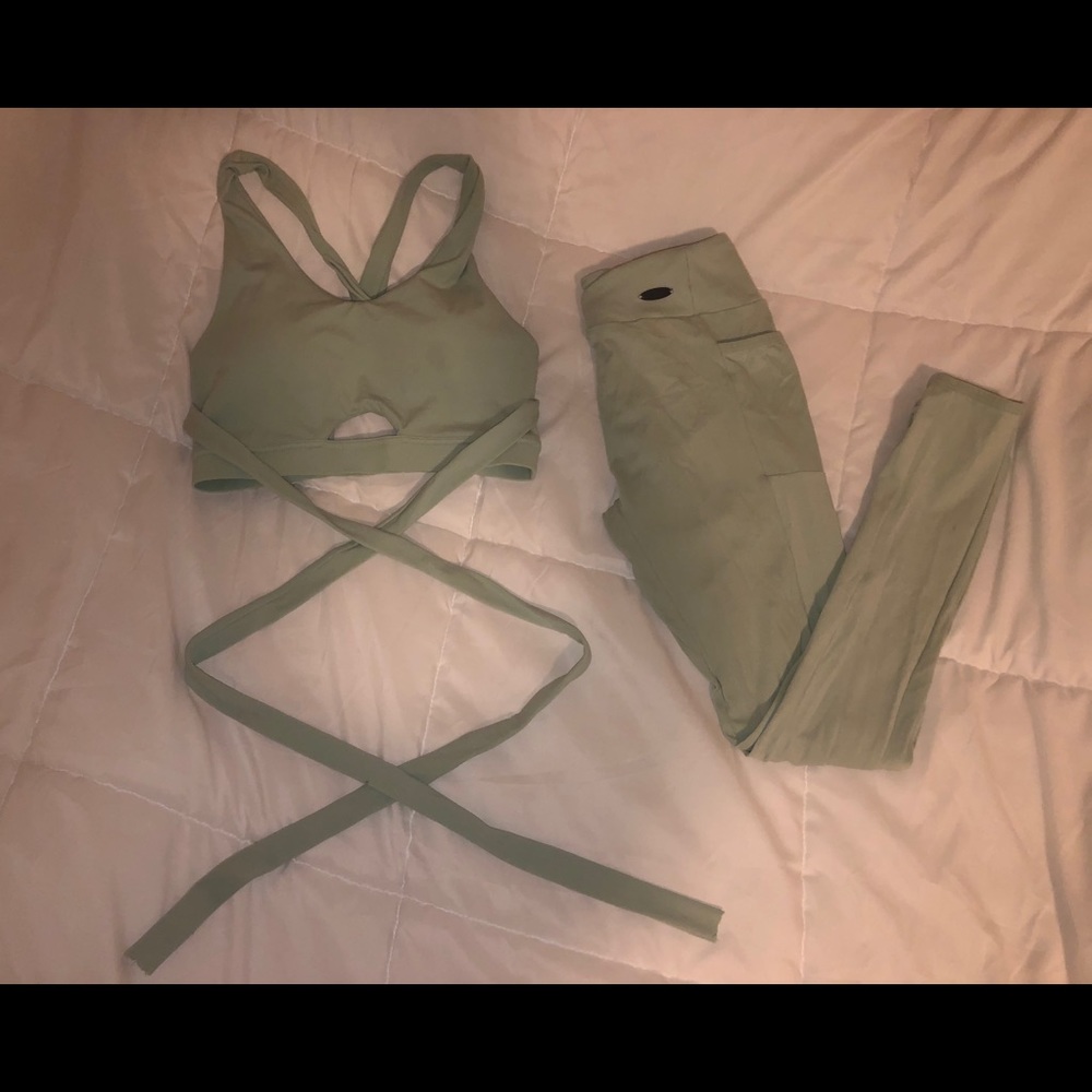 Gymshark Poise Set